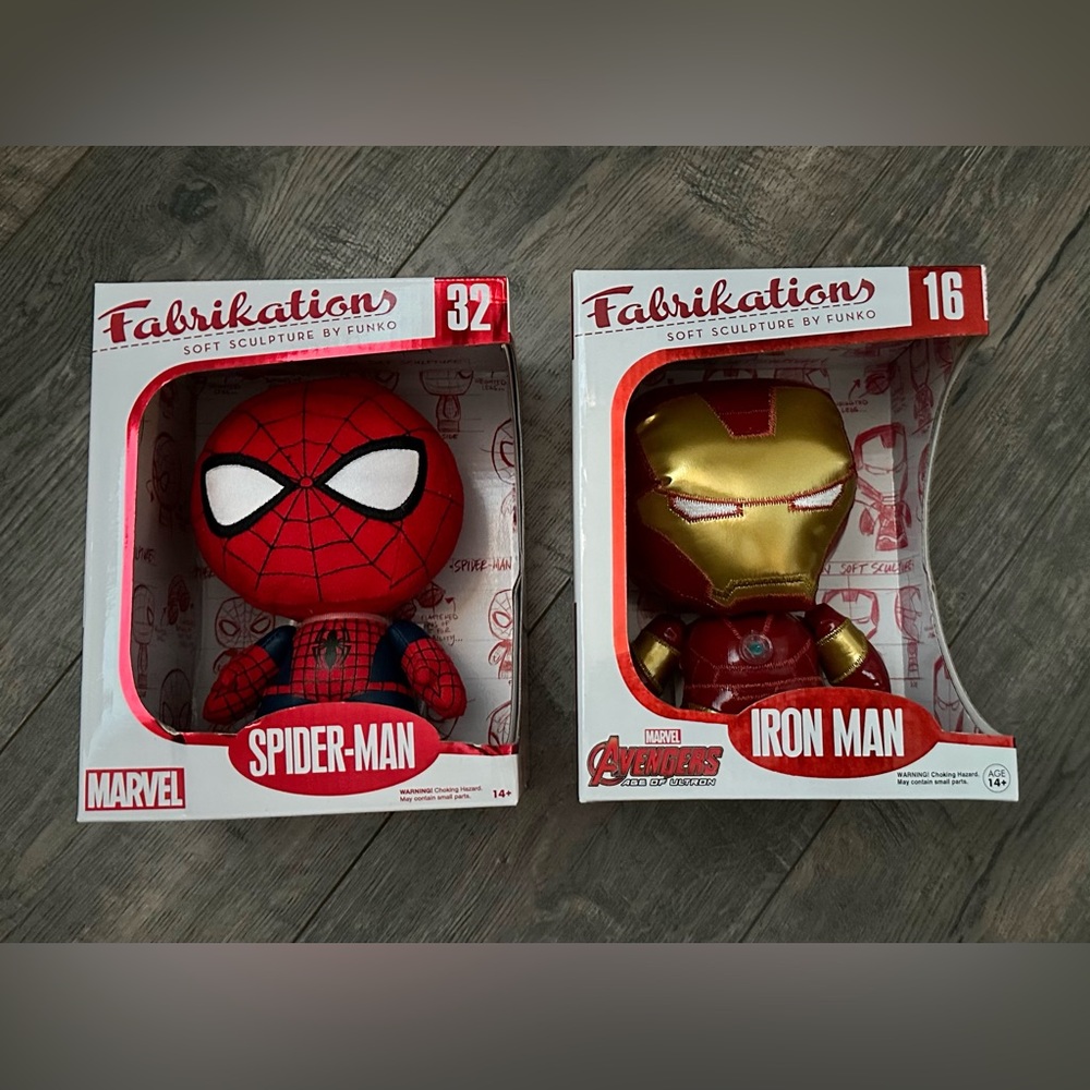 Marvel Collector Corps 2016 Fabrikations‎ 6" Spider-Man 32 & Iron Man 16 Plush